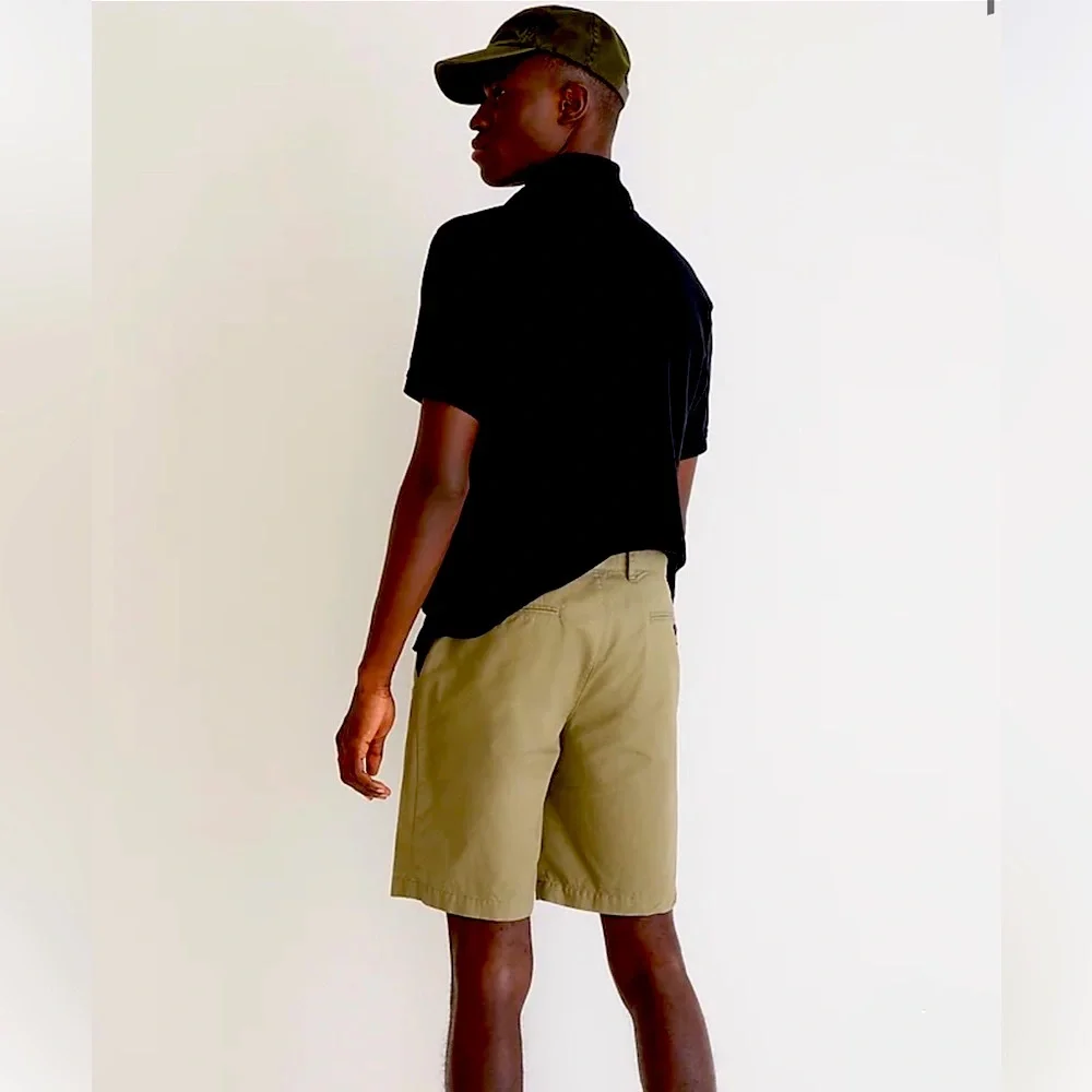 J. Crew - Mens 9” Cotton Stanton Short in British Khaki